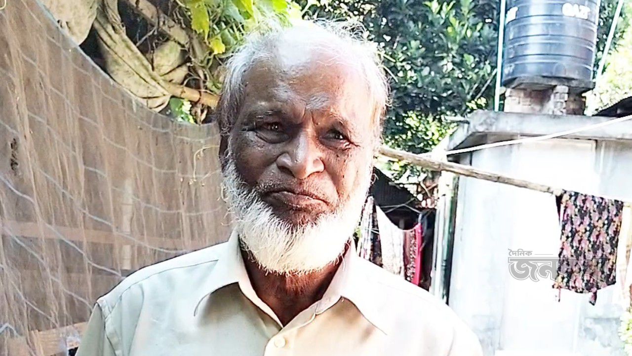 আর কত খামারি এভাবে নিঃস্ব হবে? প্রশাসন কি ছুরু সাহেবের কান্না শুনতে পাচ্ছে?